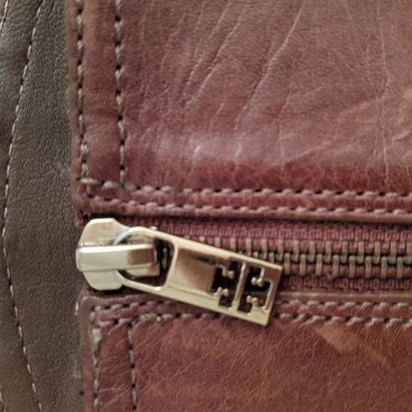 Tory Burch brown leather boots. 8.5 - Picture 4 of 9